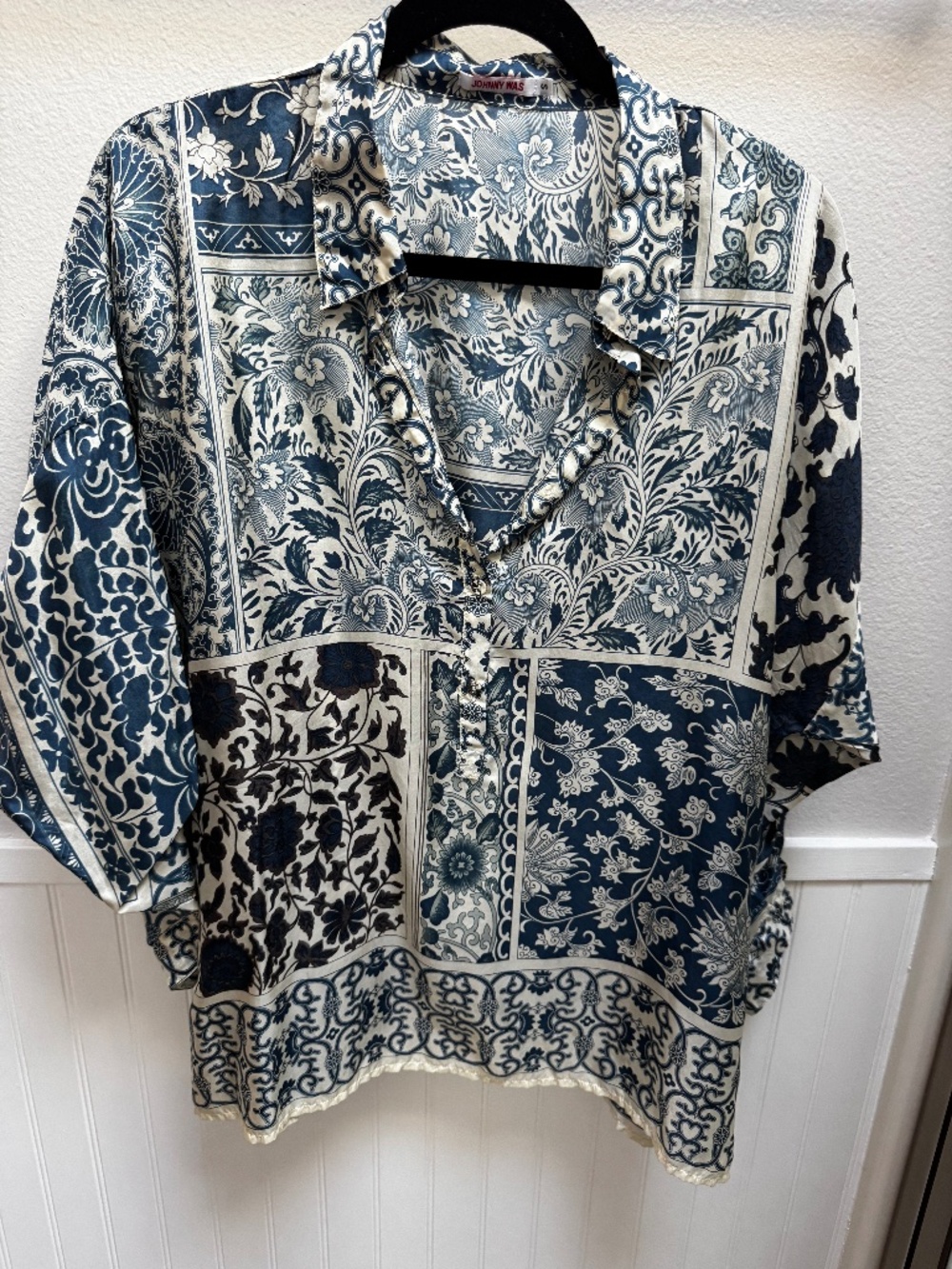 Johnny Was Floral Blue Silk Blouse s